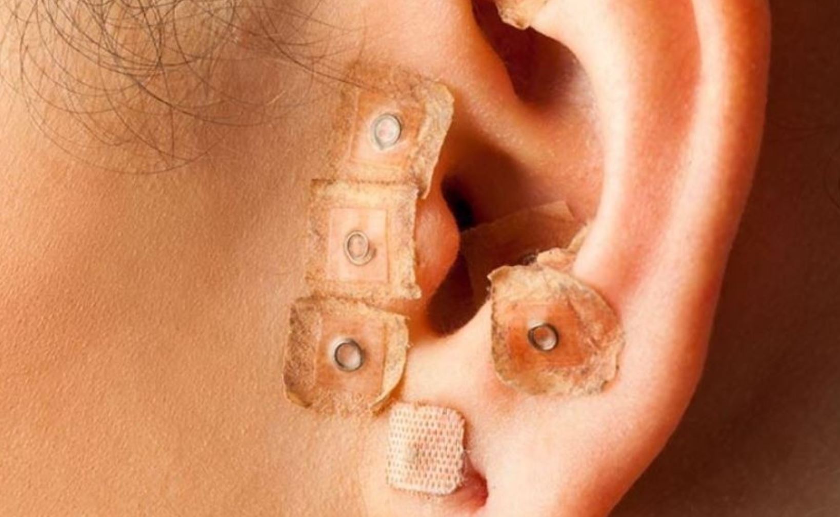 Hearing 01a